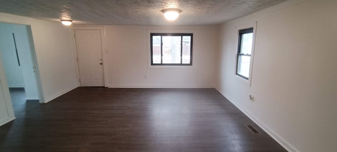 3206 S Temple Ave - Photo 2 of 2