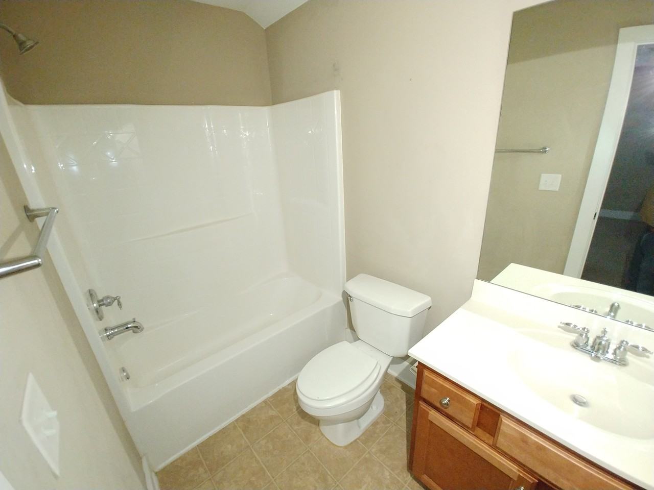 2000 Rossburg Pl - Photo 5 of 12