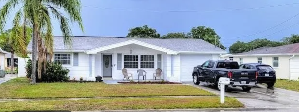 1330 Chancellor Dr - Photo 2 of 2