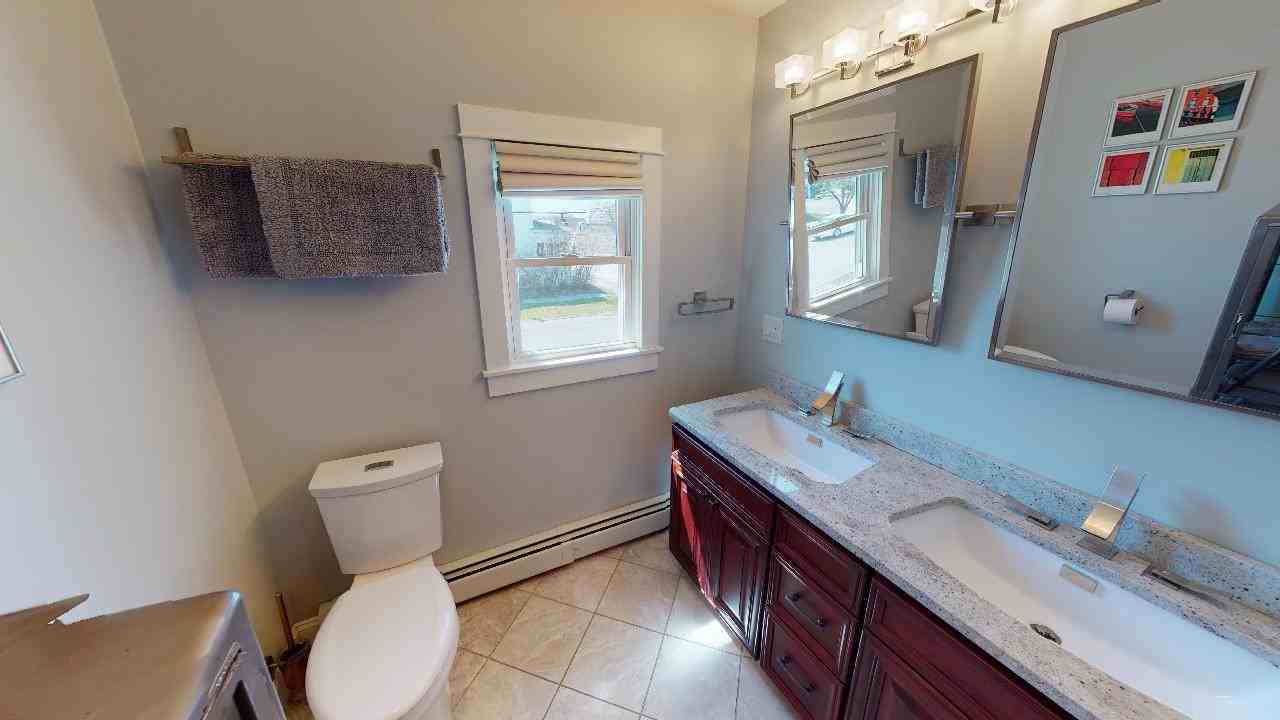 333 State St #B - Photo 4 of 19