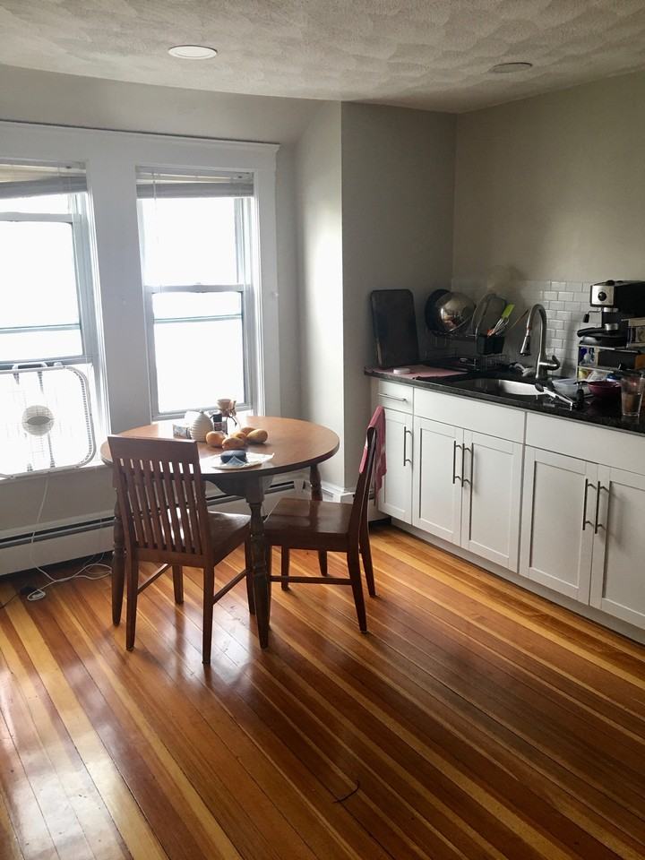 22 Victoria Street #3 - Photo 6 of 13