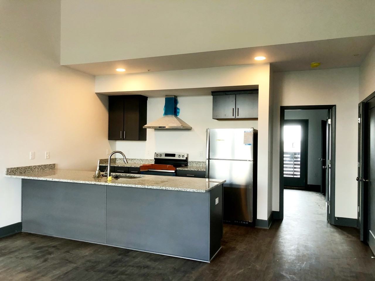 St. Thomas Flats - Photo 5 of 17