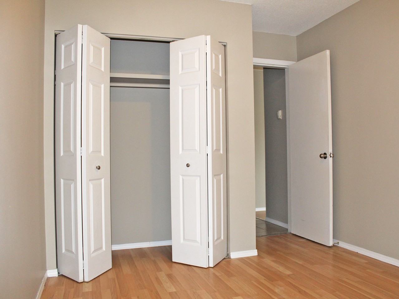 Aspen Apartments - Photo 6 of 6