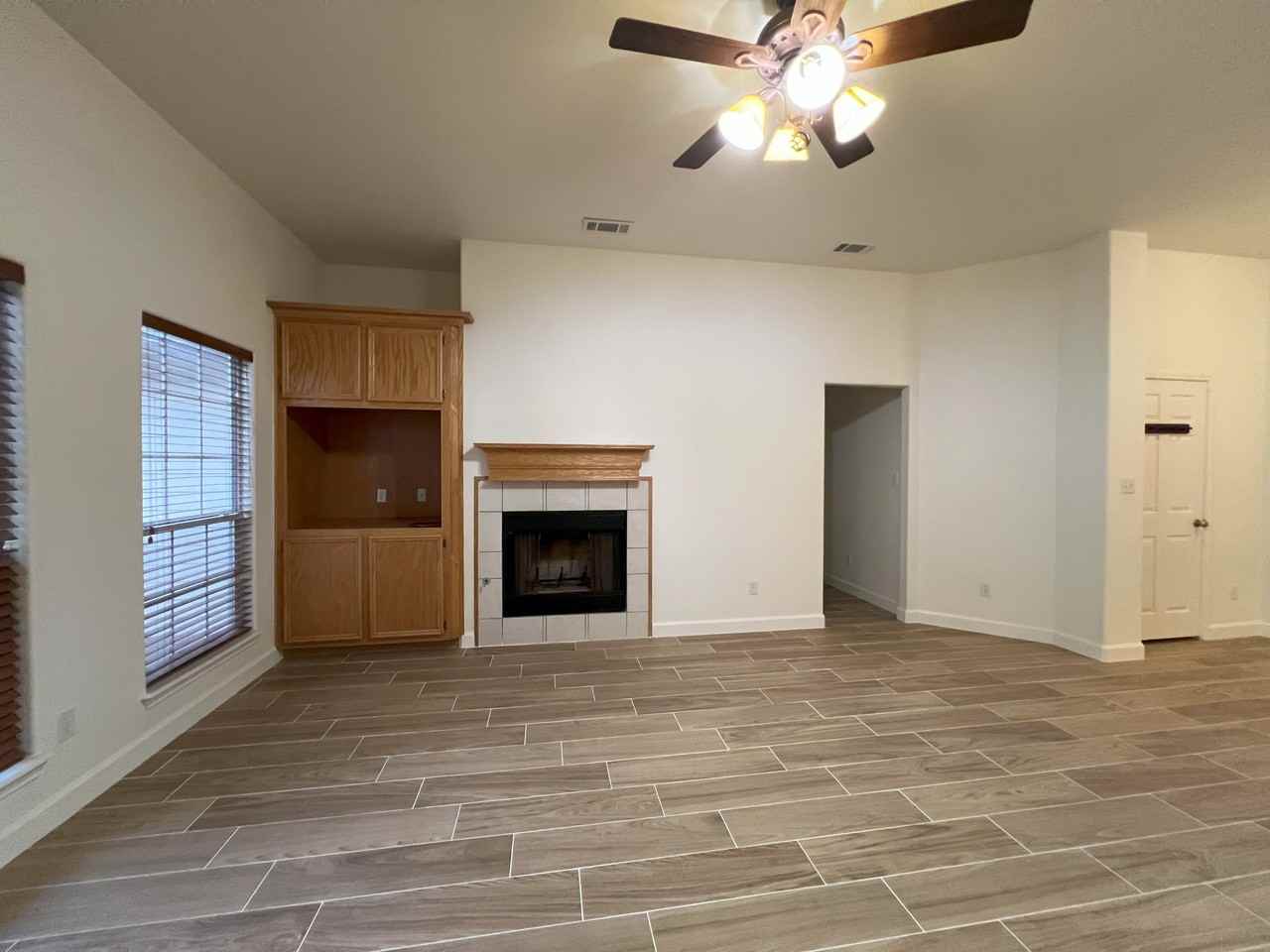 1116 Cimarron Ct #1 - Photo 3 of 20