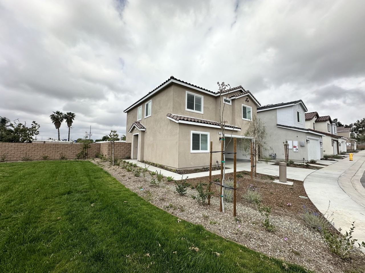 144 N Sutter Ave #1 - Photo 6 of 14