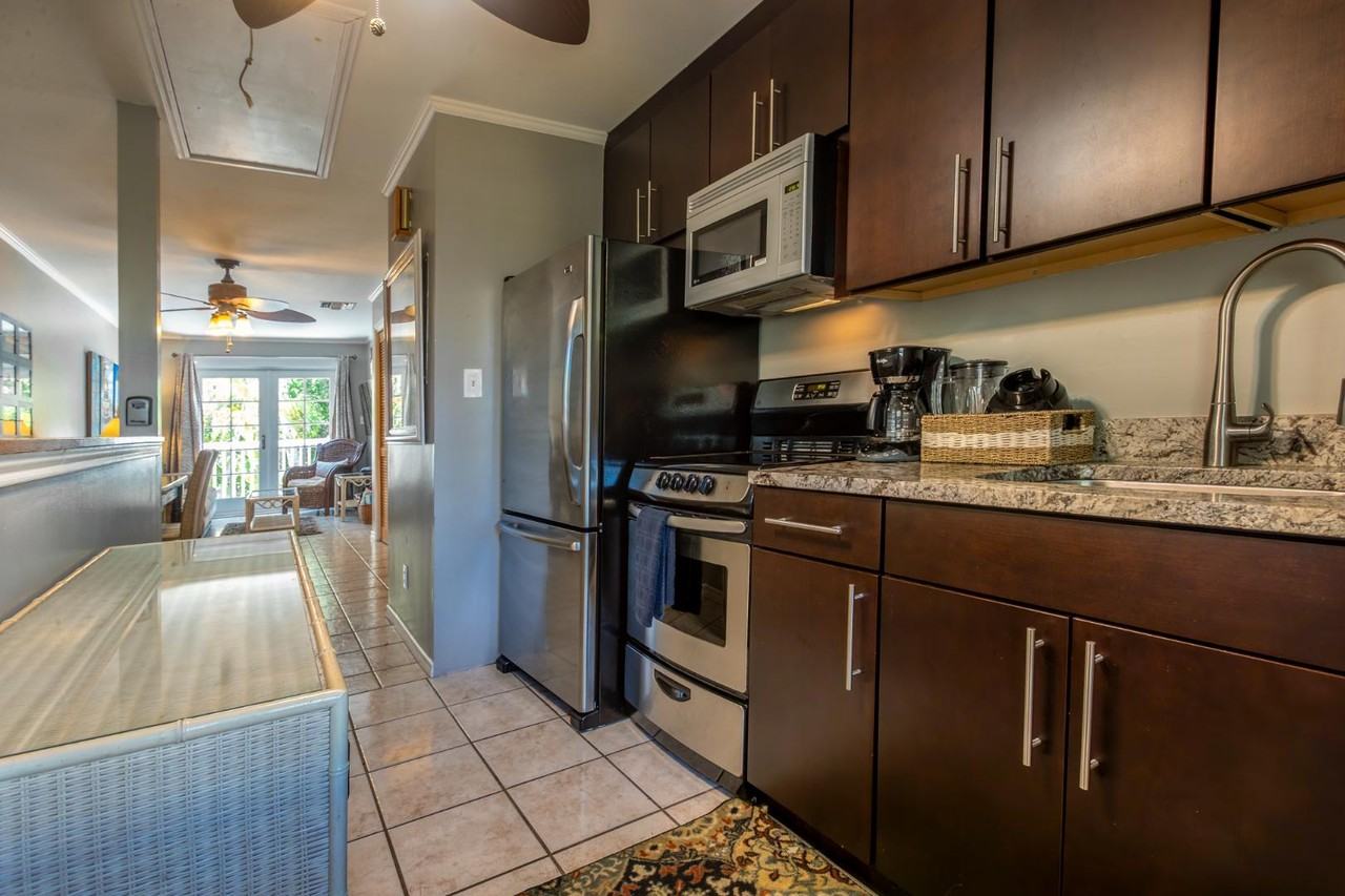 204 Southard St Apt 5 - Photo 7 of 13