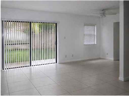 11430-11442 Building Coral Springs - Photo 3 of 10