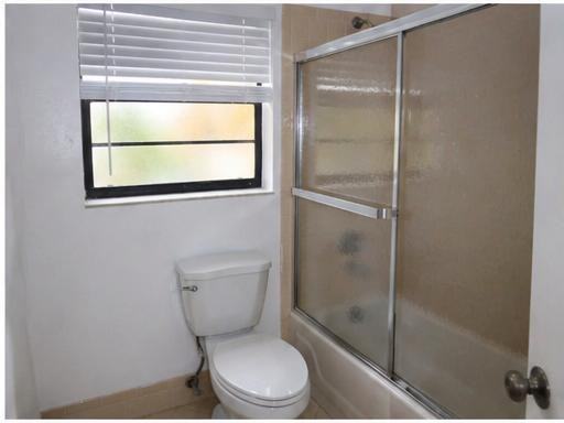 11430-11442 Building Coral Springs - Photo 5 of 10