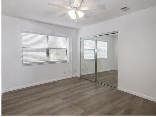 11430-11442 Building Coral Springs - Photo 7 of 10