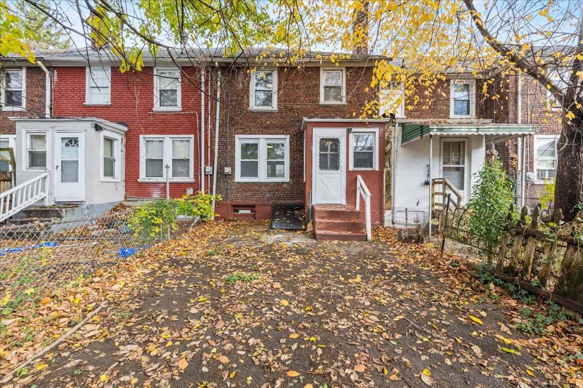 2959 E Octagon Rd #1 - Photo 2 of 22