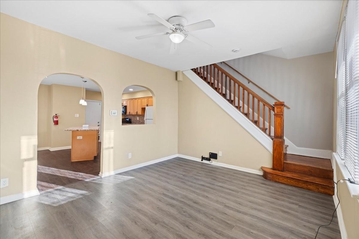 1602 Pershing St #1 - Photo 3 of 29