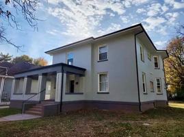 featured image of 453 S Main Ave