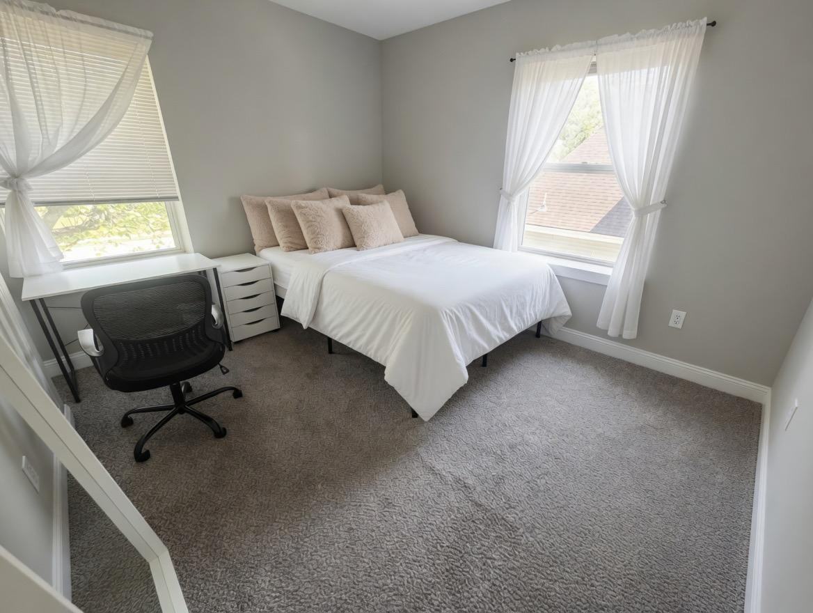 453 S Main - Photo 7 of 10