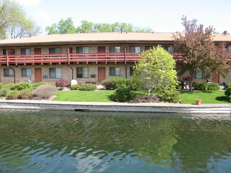 600 Pirate Island Rd - Photo 3 of 3