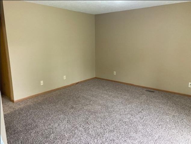 2429 Elm St - Photo 4 of 5