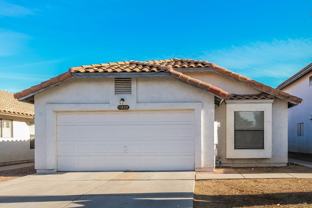 11622 W Olive Dr - Photo 1 of 1