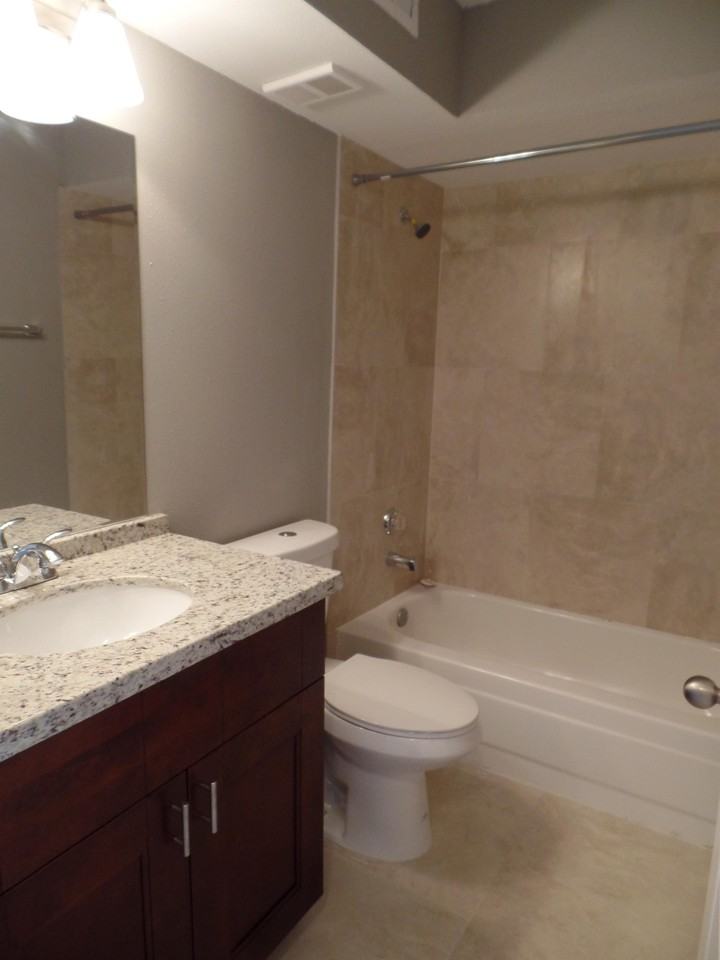 2647 Nw 33rd St #1 - Photo 7 of 21