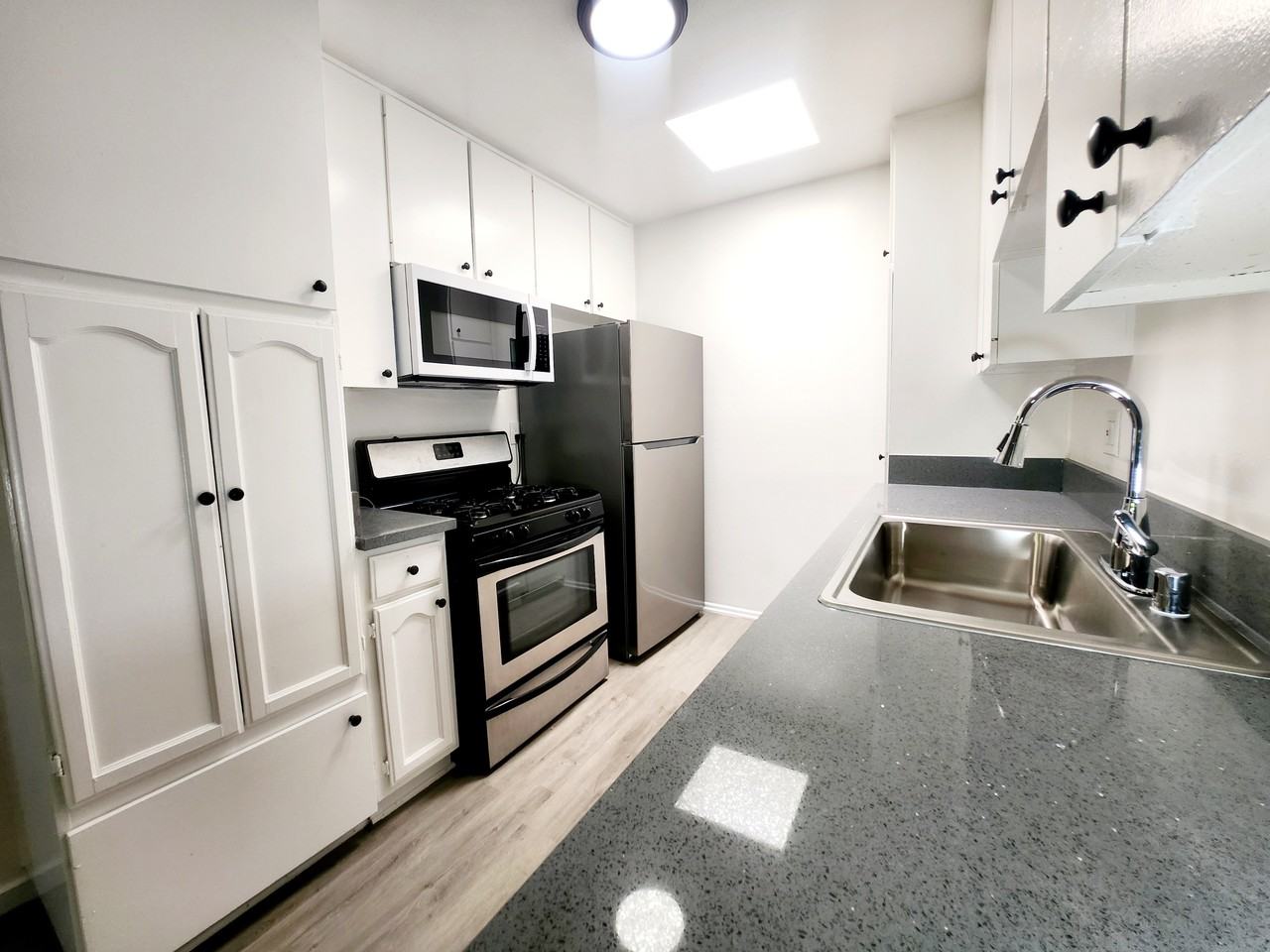 400 N Serrano Ave #209 - Photo 2 of 16