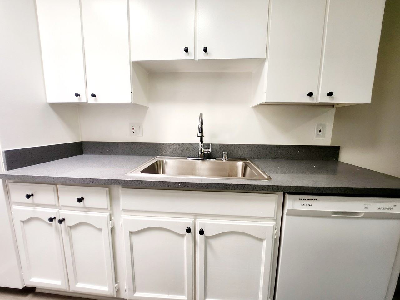 400 N Serrano Ave #209 - Photo 3 of 16
