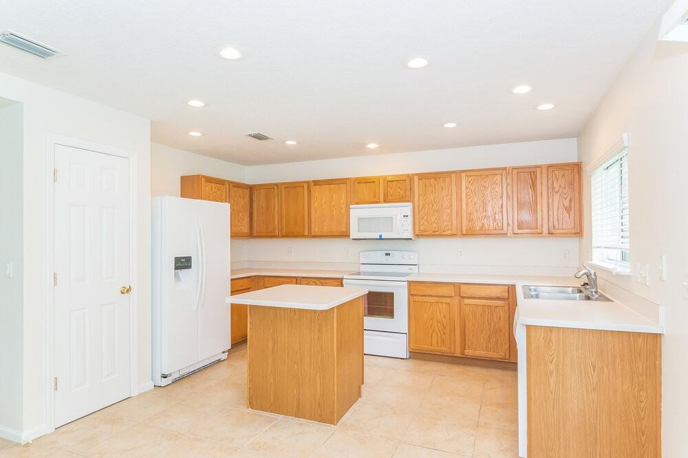 7166 Newman Lake Ct - Photo 6 of 16