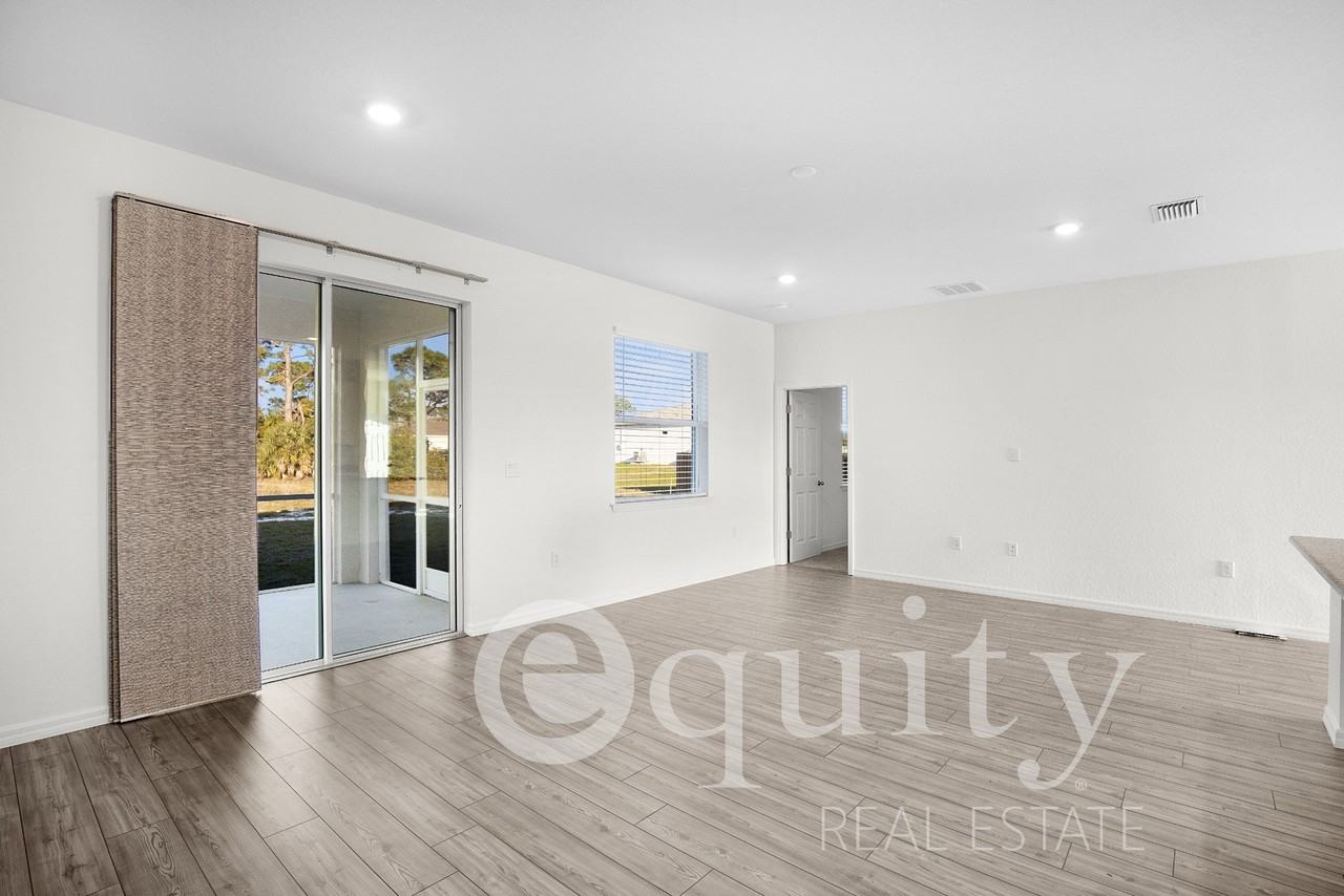 1827 Nw 10th St #1 - Photo 6 of 36