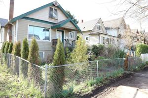 featured image of 796 12th Ave E #1