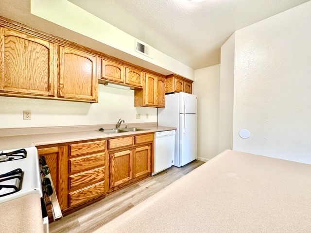 815 Hazel St #D - Photo 7 of 22