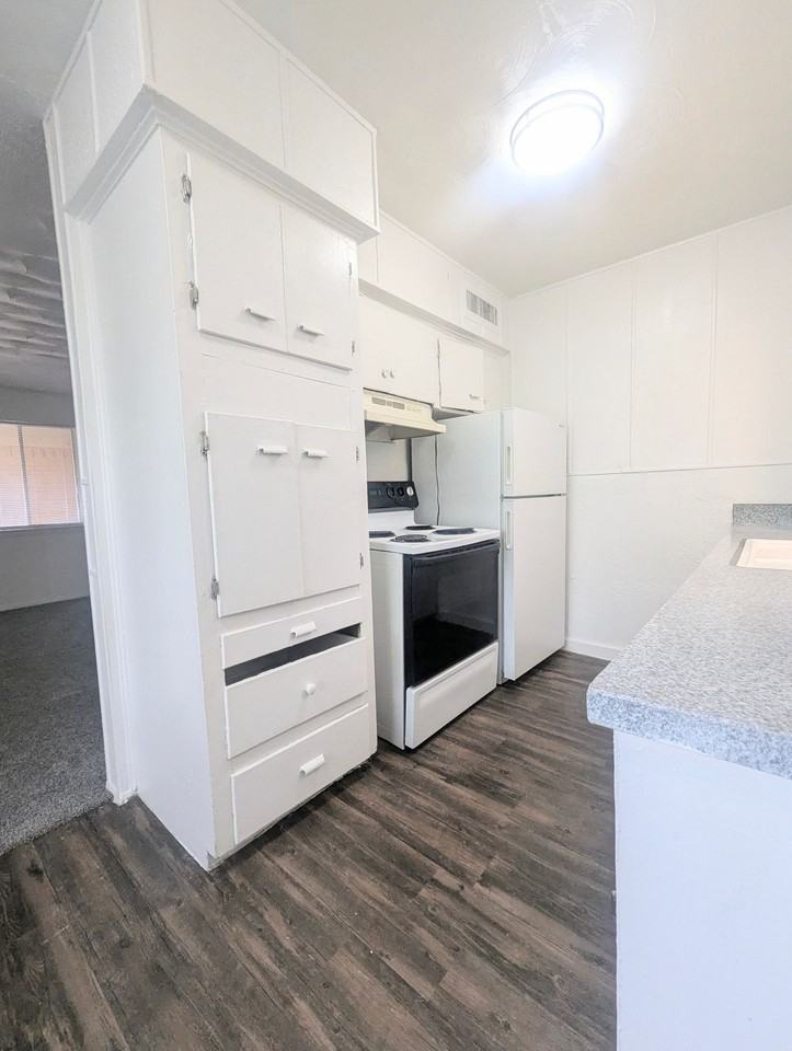 Gaston Twelve Apartments - Photo 3 of 29