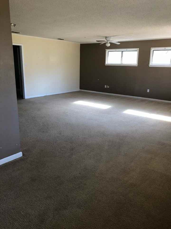 1204 Waller Ave - Photo 2 of 11