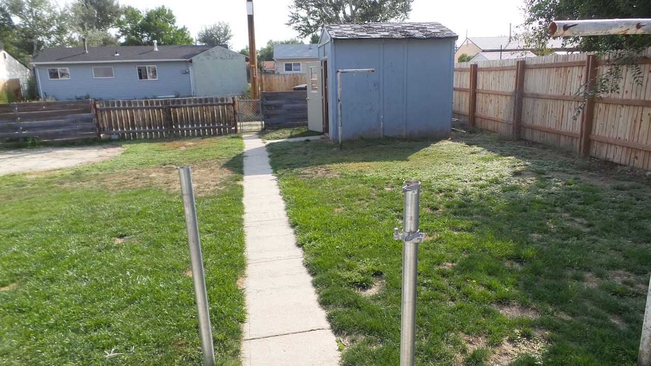 1527 Fetterman Ave #1 - Photo 6 of 8