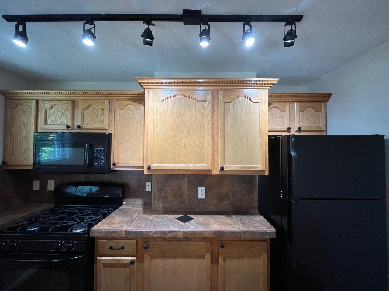 5117 Cypress St #5117 - Photo 4 of 32