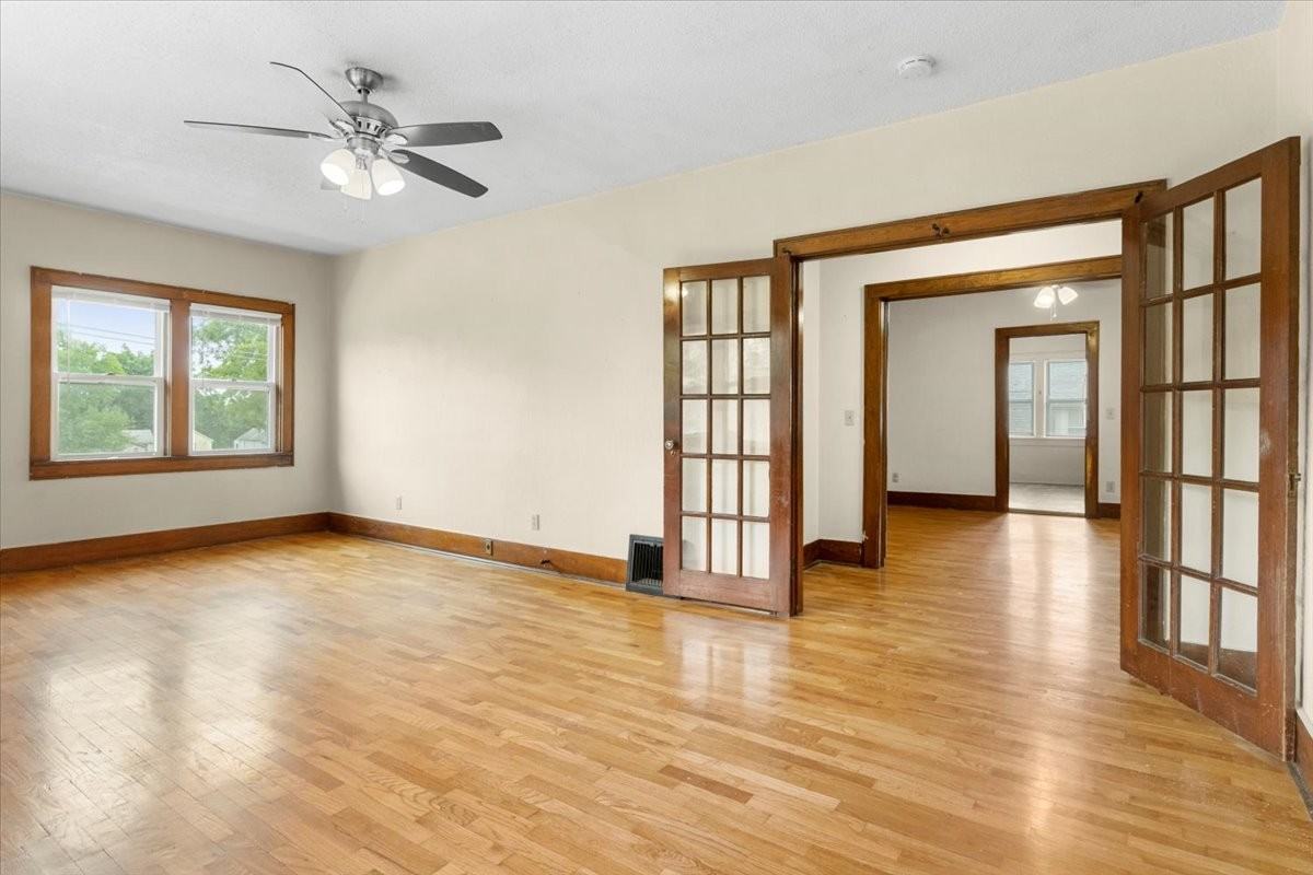 201 Elm - B #B - Photo 3 of 9