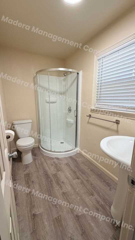 210 N. C Street - Photo 7 of 7