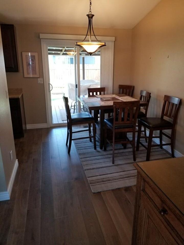 1164 Sw 14th Ave #1 - Photo 3 of 10