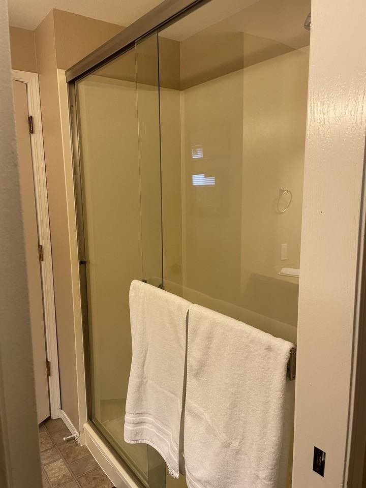 1164 Sw 14th Ave #1 - Photo 6 of 10