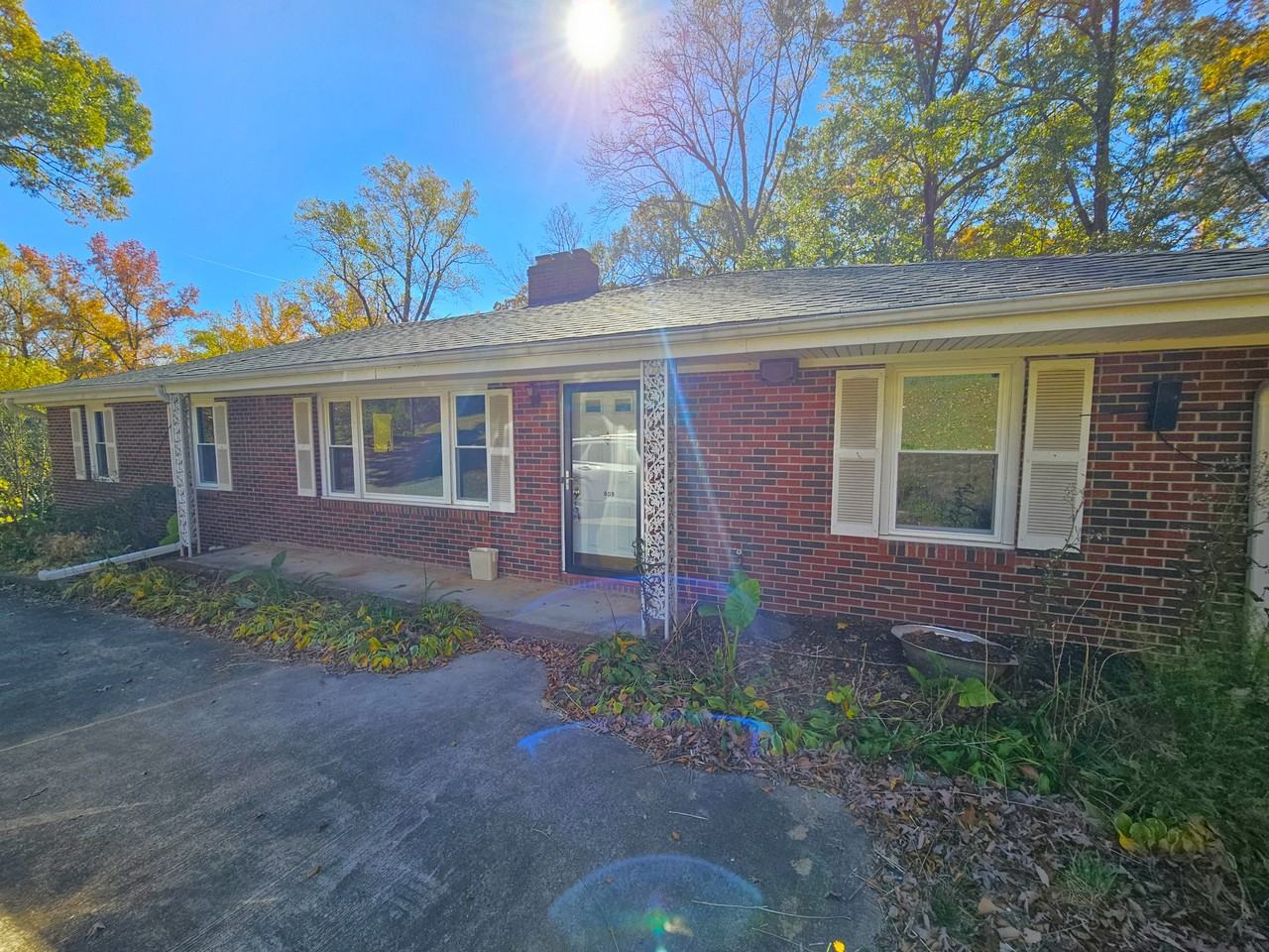 609 Memorial Drive Ext #1 - Photo 2 of 27