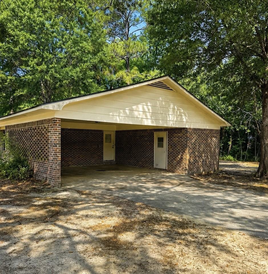 323 30th St E #1 - Photo 2 of 3