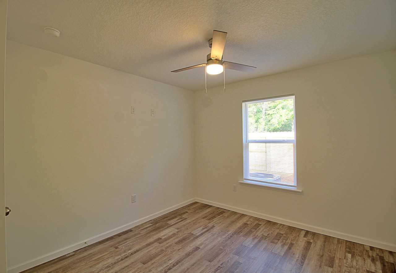 14017 Cecil Nobles Hwy #1 - Photo 6 of 24