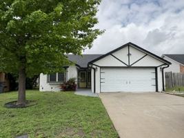 featured image of 2413 Sw 41st St #1