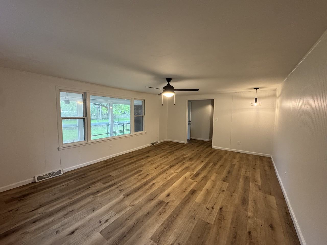 1110 Pin Oak Dr #1 - Photo 2 of 10
