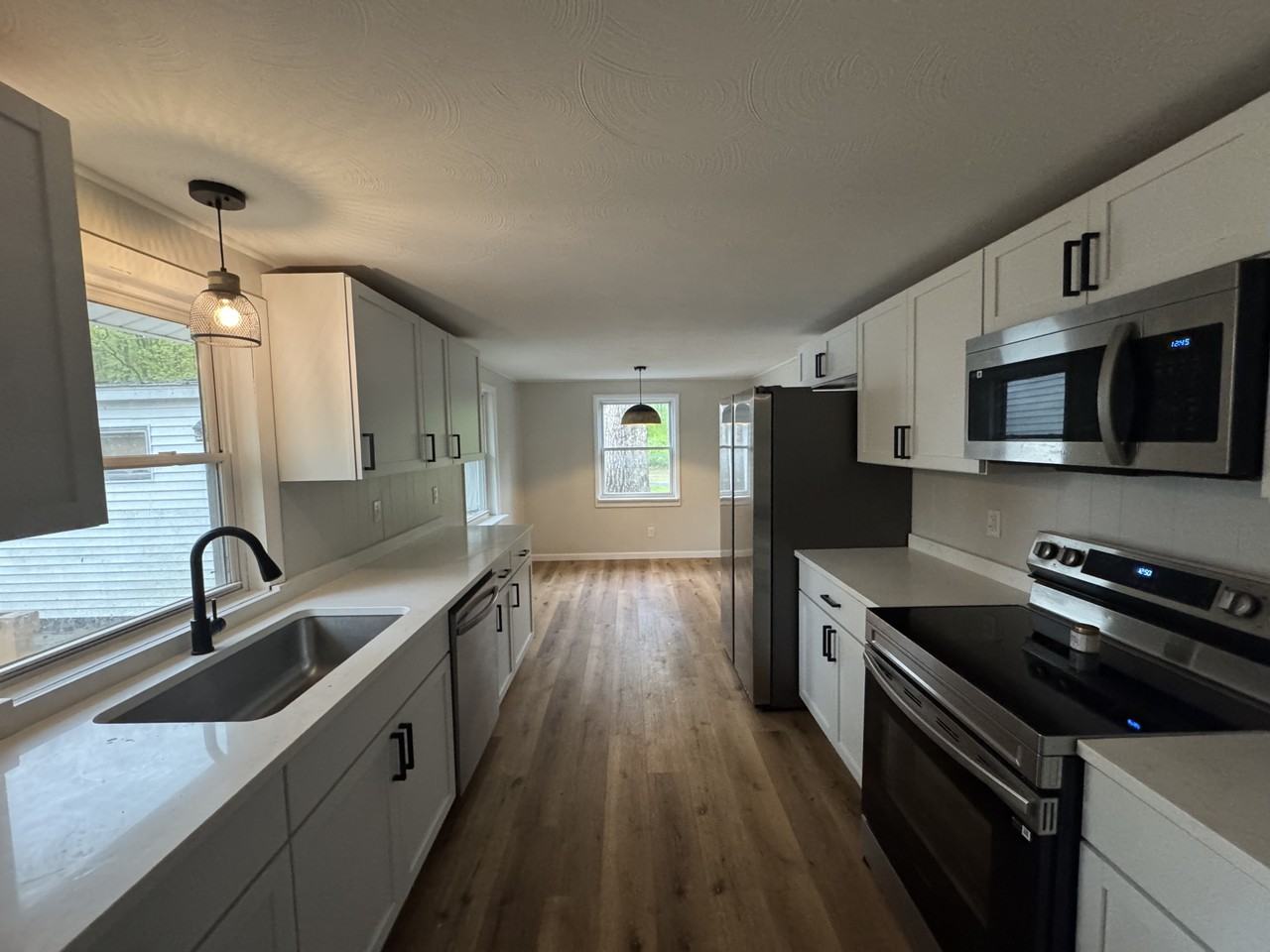 1110 Pin Oak Dr #1 - Photo 3 of 10