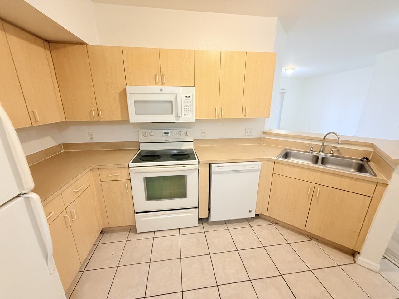 1302 Belmont Ln #1302 - Photo 6 of 17