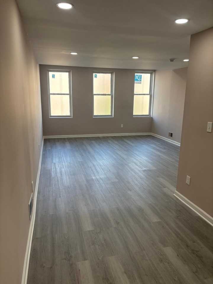 1711 N Caroline St #1 - Photo 7 of 14