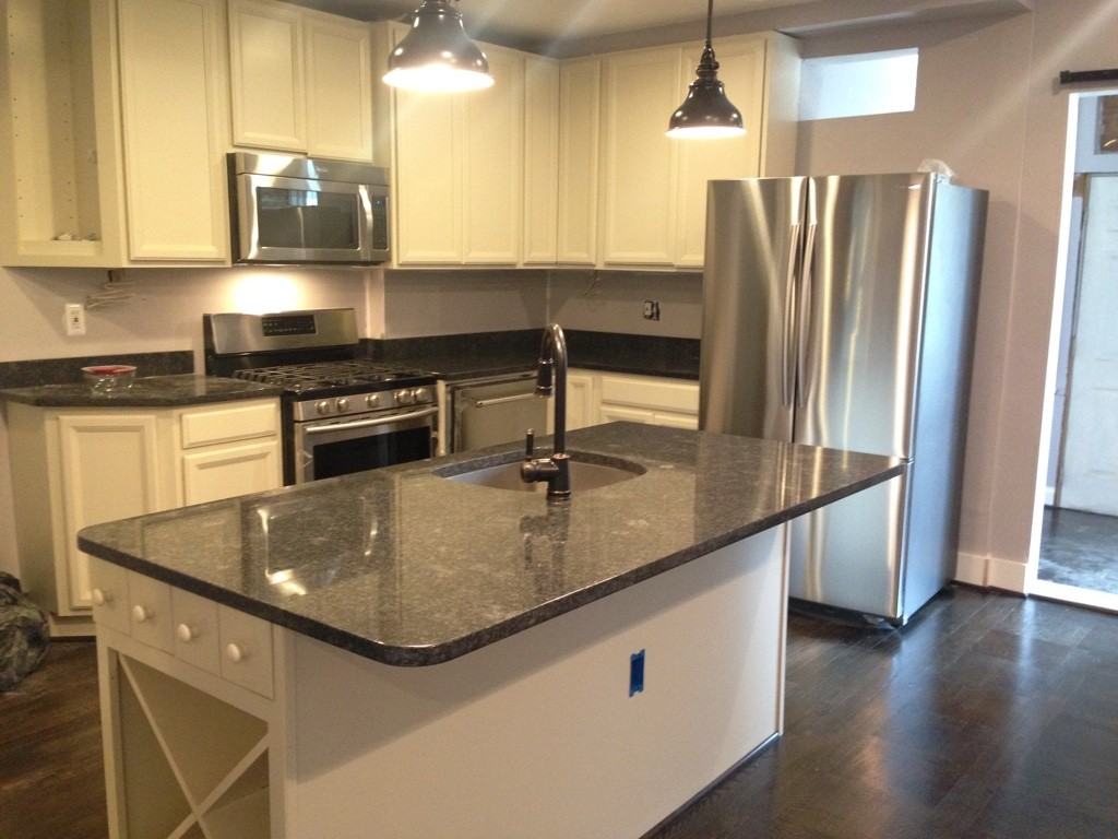 2519 N Capitol St Ne #1 - Photo 4 of 15