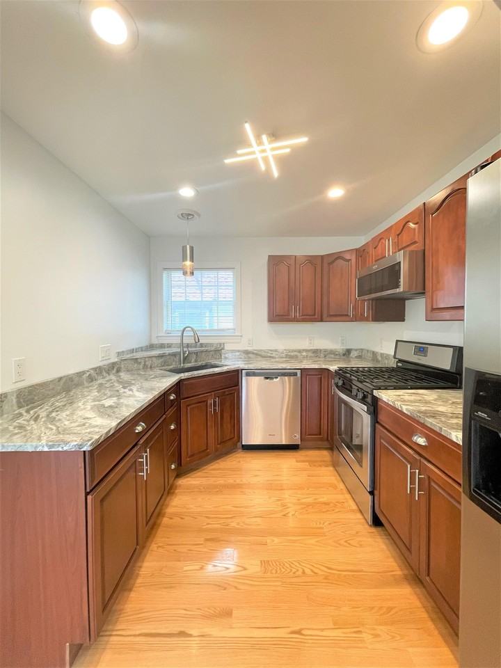 28 Lambert St #2 - Photo 2 of 18