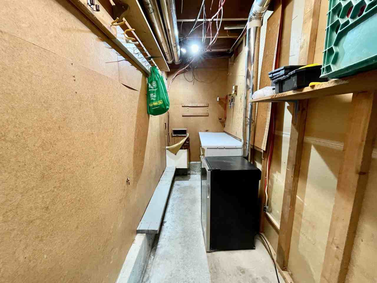 2139 Tyner St Lowr - Photo 3 of 12