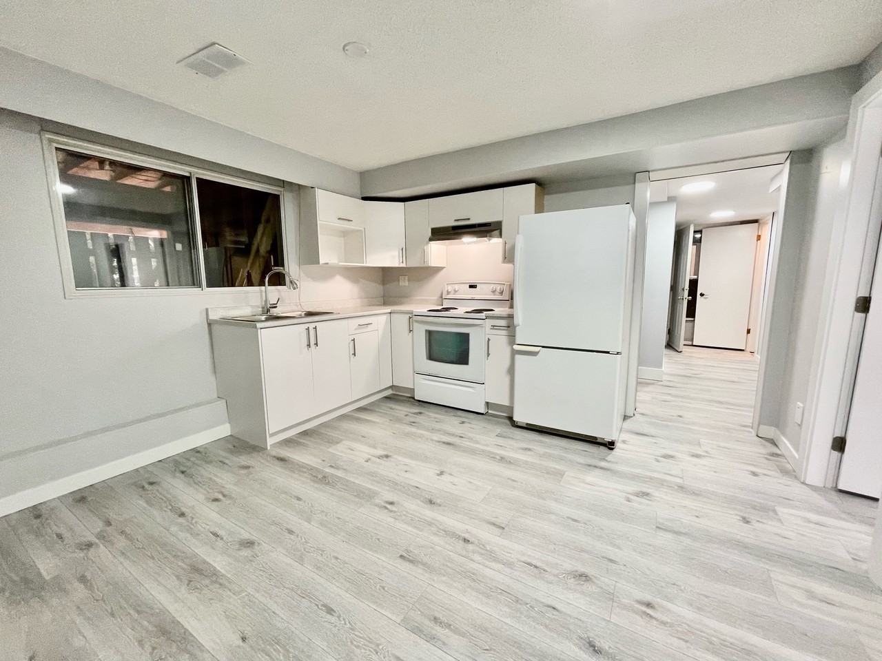 2139 Tyner St Lowr - Photo 6 of 12