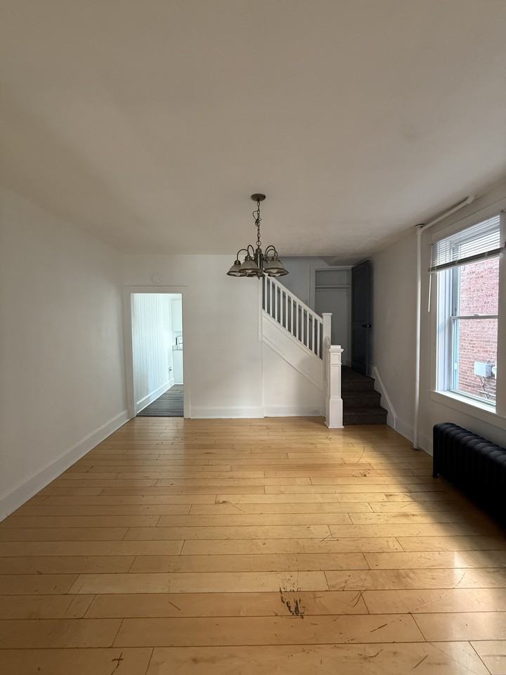 3005 Derry St #1 - Photo 5 of 17