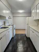 featured image of 1653 Oak Bay Ave #201