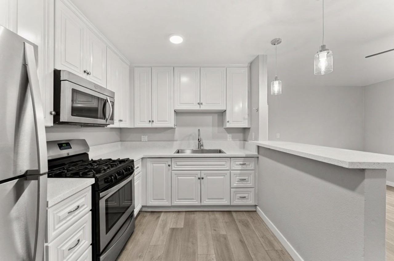 320 Willie James Jones Ave #3 - Photo 2 of 9